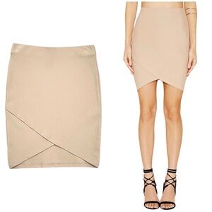 NWOT - Tulip Hem Knit Bodycon Pencil Skirt - Small, Nude/Beige